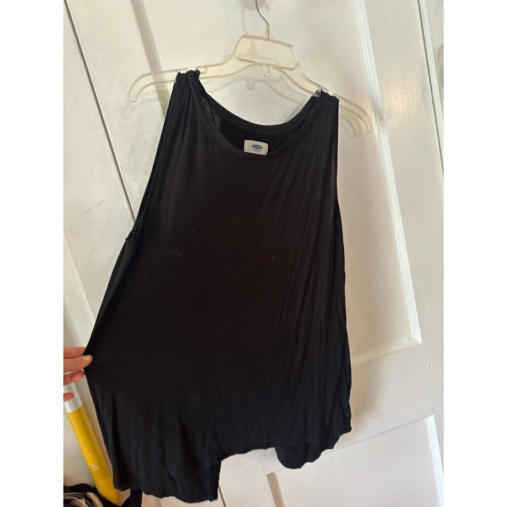 Old Navy women’s size medium black workout tank top - Picture 3 of 6
